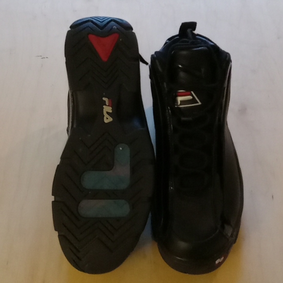 Sold***FILA-Grant Hill sneakers..Black w/red & white, size 12 (25th anniversary) - Picture 6 of 9